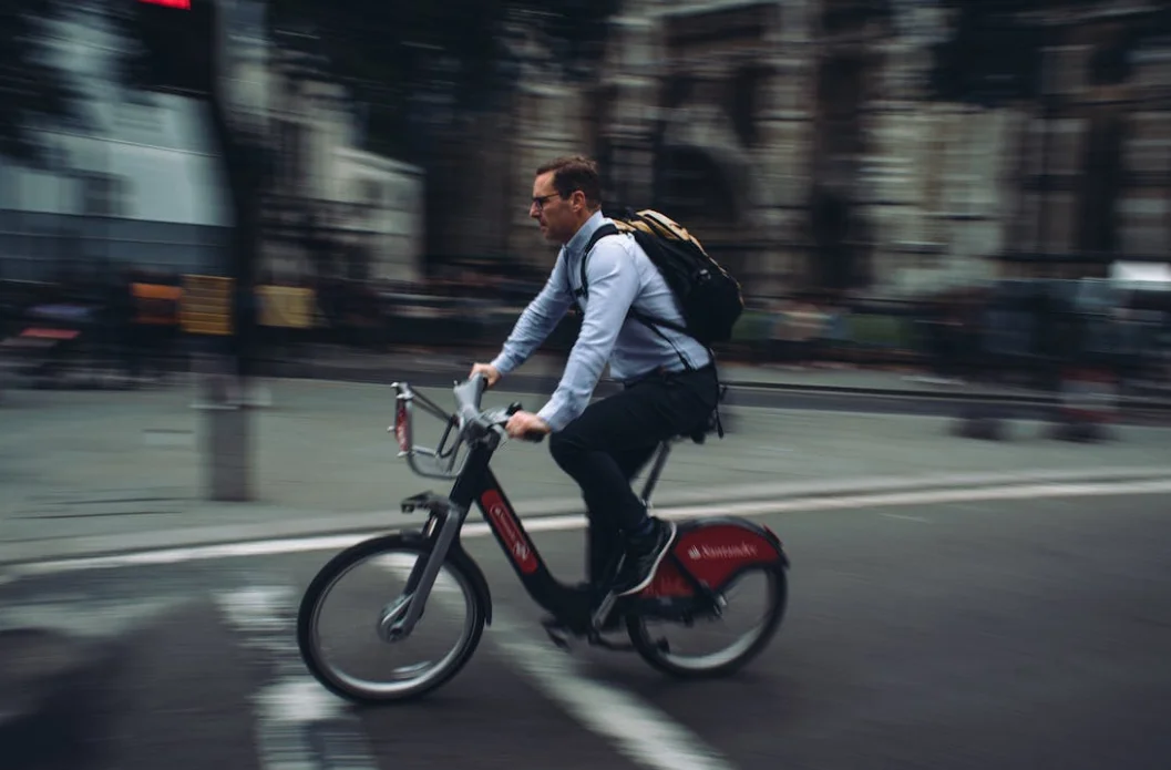 e-bike riders